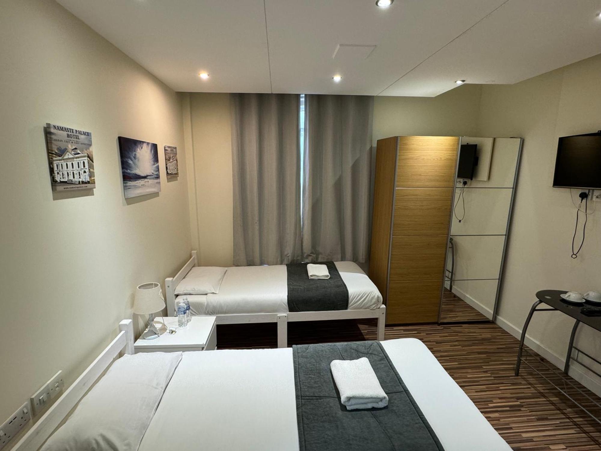 Hotel Namaste Palace 3*